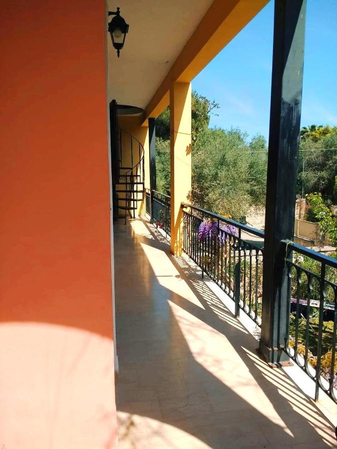 Villa Efterpi Kontokali Eksteriør bilde