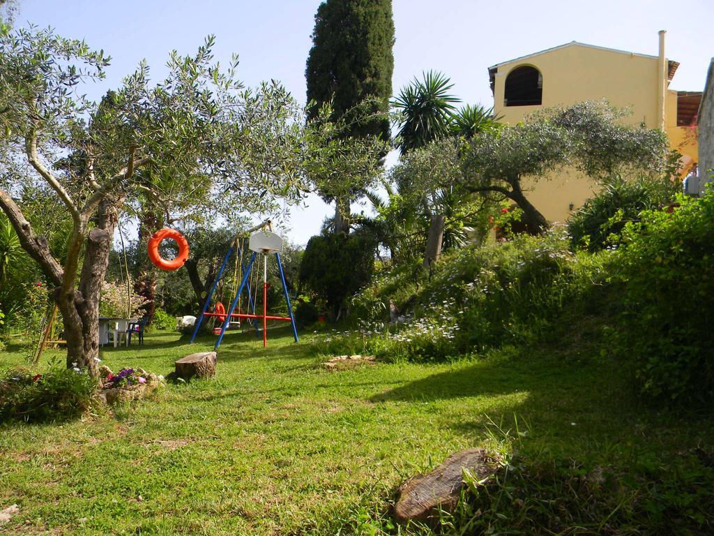 Villa Efterpi Kontokali Eksteriør bilde